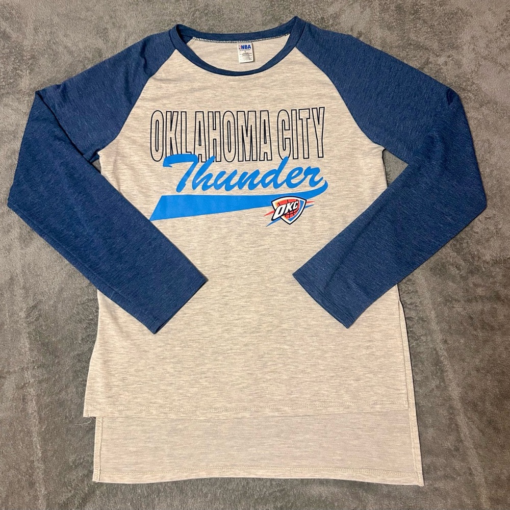 Women’s OKC thunder baseball style Tshirt